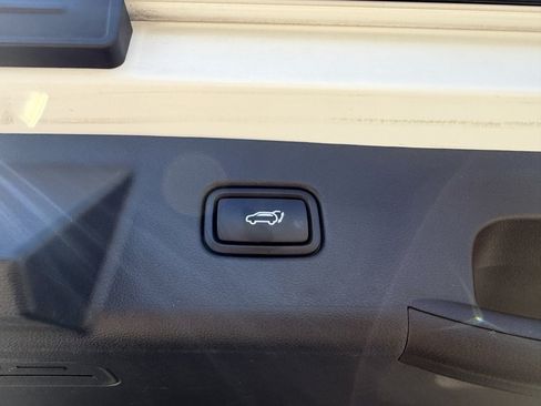 Used 2025 Hyundai Tucson SEL FWD image 37
