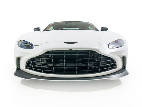 Used 2023 Aston Martin V12 Vantage image 6