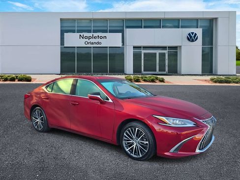 Used 2023 Lexus ES 350 w/ Premium Package image 4