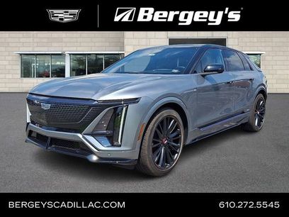 New 2026 Cadillac Lyriq V w/ LPO, Red Accent Package