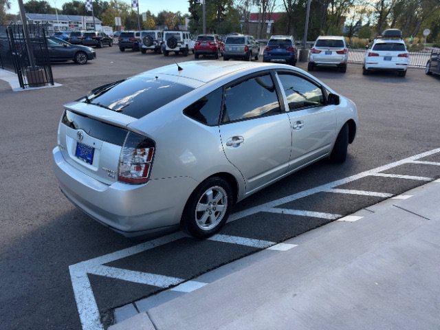 Used 2005 Toyota Prius w/ Pkg 6 FWD image 14