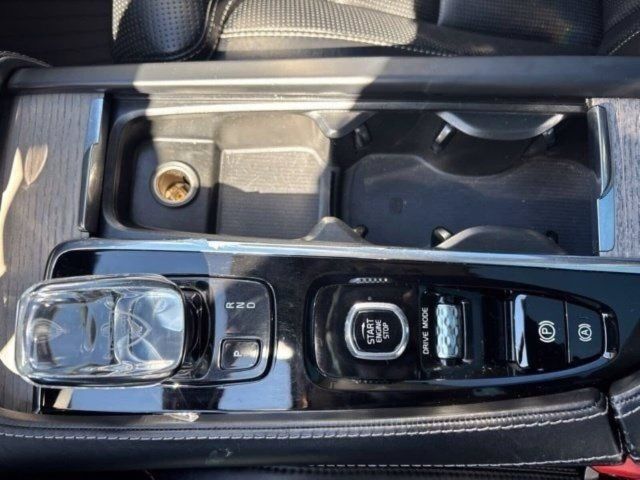 Used 2020 Volvo XC90 T8 Inscription AWD/4WD image 27