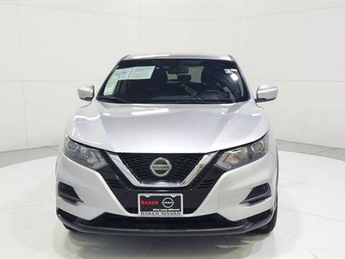 Used 2021 Nissan Rogue Sport S image 2