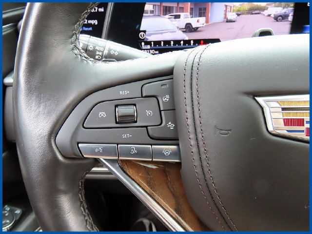 Used 2024 Cadillac Escalade ESV Sport Platinum w/ LPO, ONYX Package AWD/4WD image 23