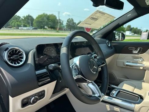 New 2026 Mercedes-Benz GLA 250 4MATIC image 13