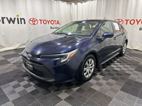 Used 2024 Toyota Corolla LE image 3