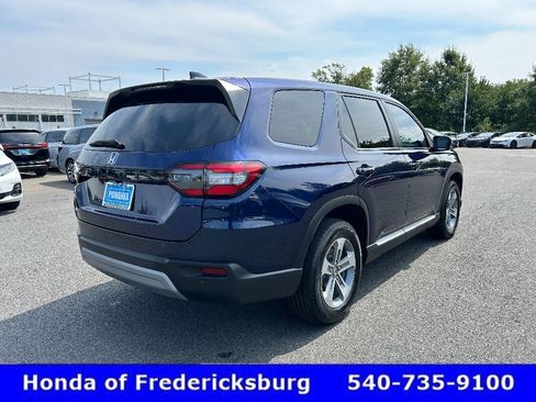 Used 2025 Honda Pilot EX-L image 5
