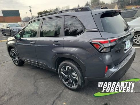 New 2025 Subaru Forester Premium image 5