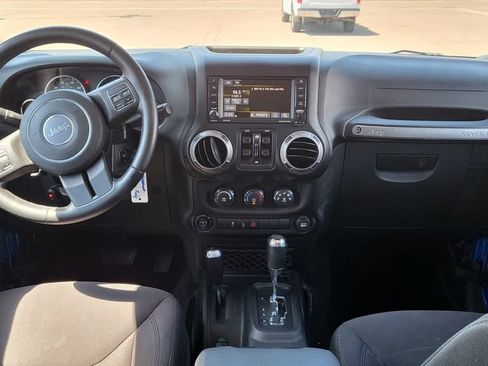 Used 2015 Jeep Wrangler Unlimited Sport w/ Quick Order Package 24S AWD/4WD image 29