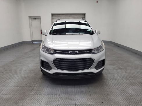 Used 2021 Chevrolet Trax LT w/ Sport Edition FWD image 15