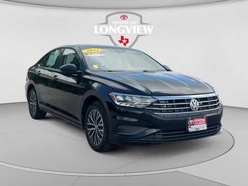 Used 2021 Volkswagen Jetta SE w/ SE Cold Weather Package FWD image 7