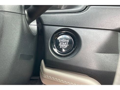 Certified 2023 Honda Accord EX image 32