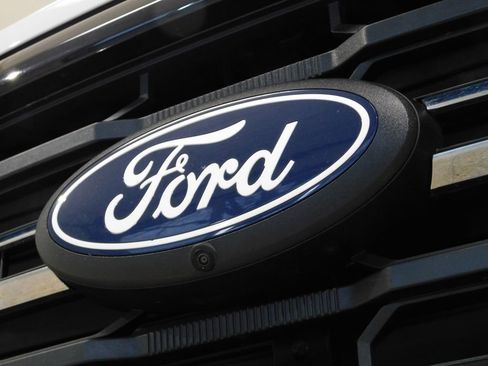 Used 2024 Ford F150 XLT AWD/4WD image 16
