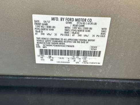 Used 2017 Ford Explorer XLT FWD image 29