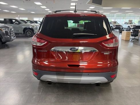 Used 2016 Ford Escape Titanium w/ Equipment Group 301A AWD/4WD image 6