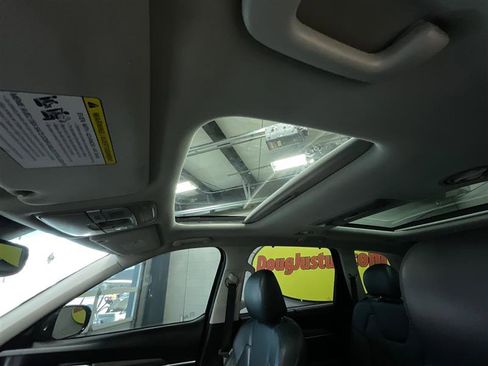 Used 2021 Kia Telluride SX w/ Towing Package image 14