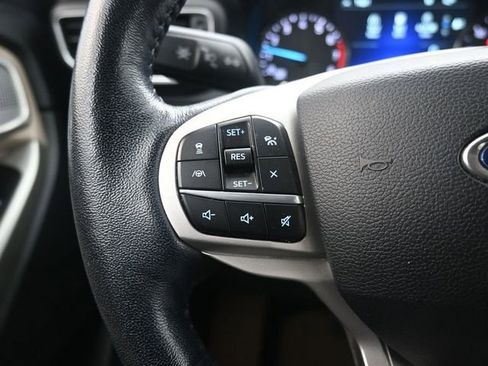 Used 2021 Ford Explorer Limited w/ Equipment Group 301A image 13