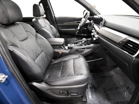 Certified 2023 Kia Telluride SX X-Line AWD/4WD image 19