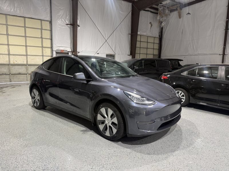 Used 2021 Tesla Model Y Long Range AWD/4WD image 3