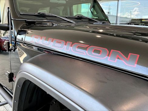 Used 2018 Jeep Wrangler Unlimited Rubicon AWD/4WD image 9