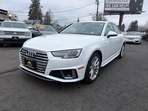 Used 2019 Audi A4 2.0T Premium w/ Convenience Package image 2