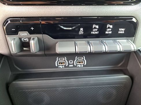 New 2026 RAM 1500 Lone Star AWD/4WD image 10