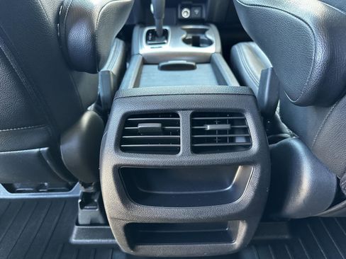 Used 2019 Honda Ridgeline Sport image 18