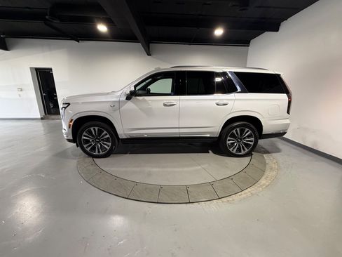 Used 2025 Cadillac Escalade Premium Luxury w/ Touring Package AWD/4WD image 13