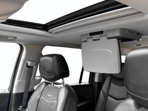 Used 2019 Cadillac Escalade ESV Luxury AWD/4WD image 19
