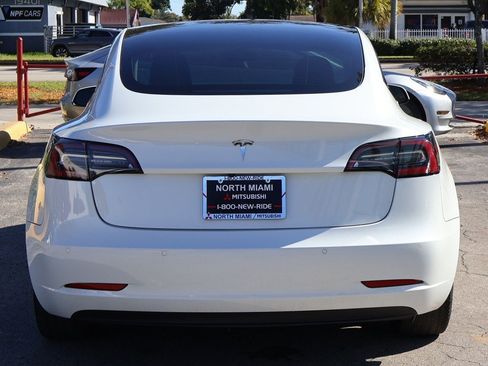 Used 2022 Tesla Model 3 Long Range image 12