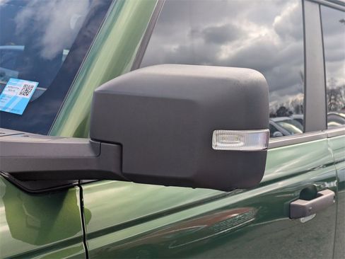 Used 2022 Ford Bronco Wildtrak image 11