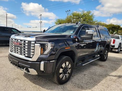 Used 2024 GMC Sierra 2500 Denali w/ Denali Reserve Package image 3
