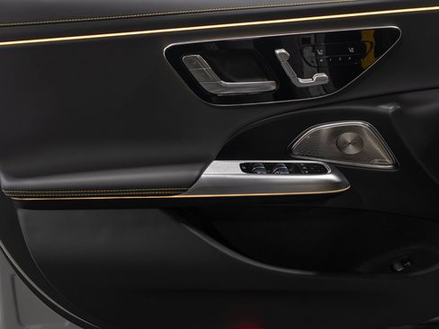 Used 2026 Mercedes-Benz E 53 AMG 4MATIC Sedan image 30
