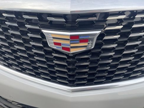 Used 2021 Cadillac XT5 Premium Luxury image 31