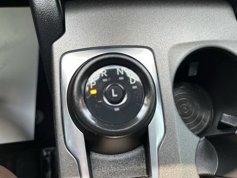 Used 2025 Ford Bronco Sport Outer Banks w/ Outer Banks Tech Package+ AWD/4WD image 23