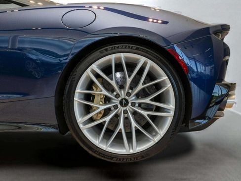 Used 2023 McLaren GT RWD image 10