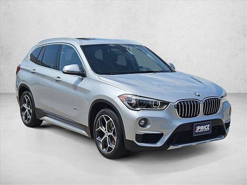 Used 2017 BMW X1 sDrive28i FWD image 3