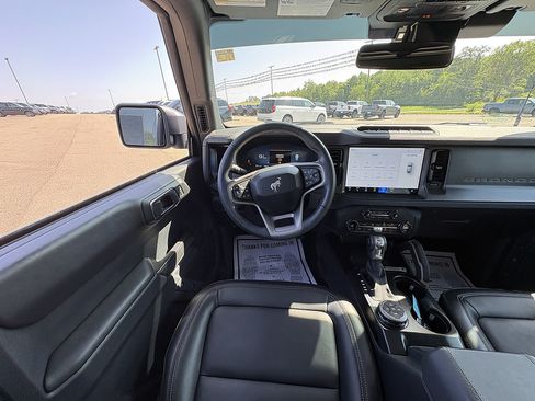 Used 2025 Ford Bronco Badlands AWD/4WD image 22
