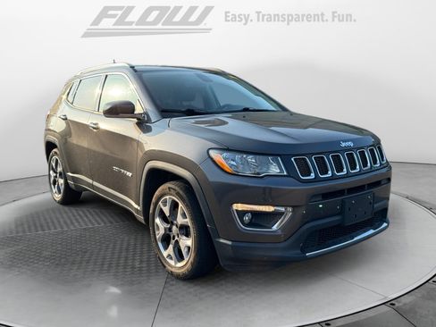 Used 2019 Jeep Compass Limited FWD image 1