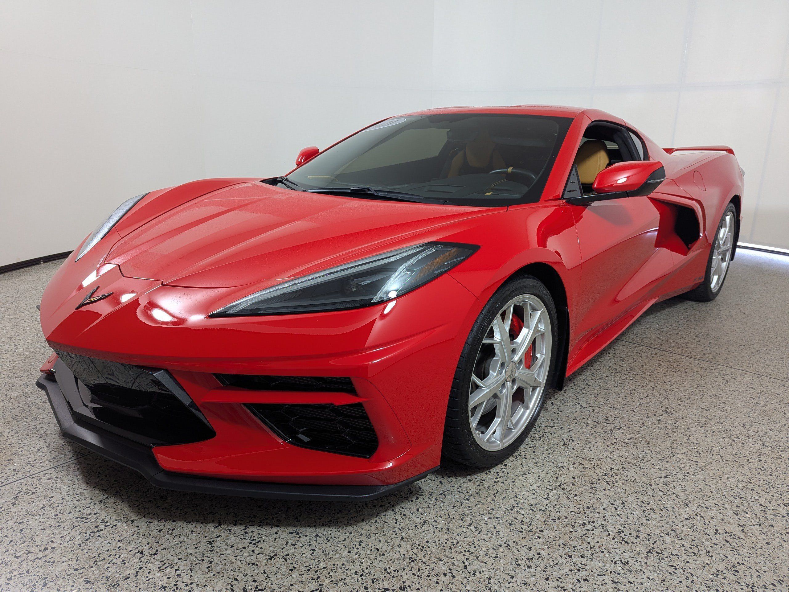 Used 2021 Chevrolet Corvette Stingray Premium Cpe w/ Z51 Performance Package RWD image 3