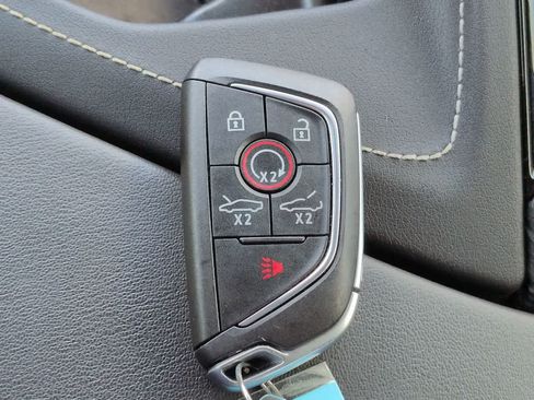 Used 2024 Chevrolet Corvette Stingray Coupe w/ 1LT RWD image 25