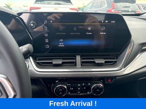 Used 2026 Chevrolet Trax ACTIV w/ Driver Confidence Package FWD image 7