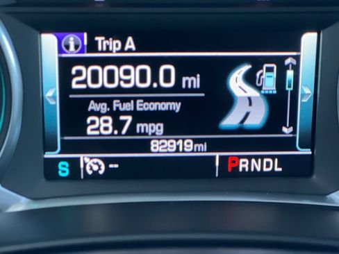 Used 2018 Chevrolet Equinox Premier image 23