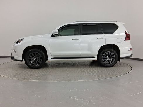 Used 2020 Lexus GX 460 Luxury image 2