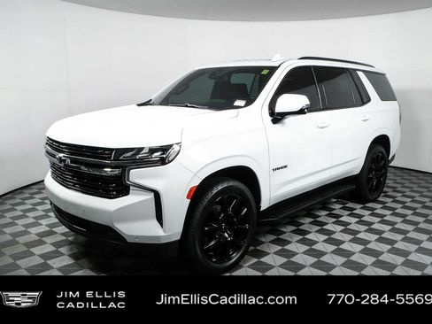 Used 2021 Chevrolet Tahoe RST w/ Luxury Package AWD/4WD image 28