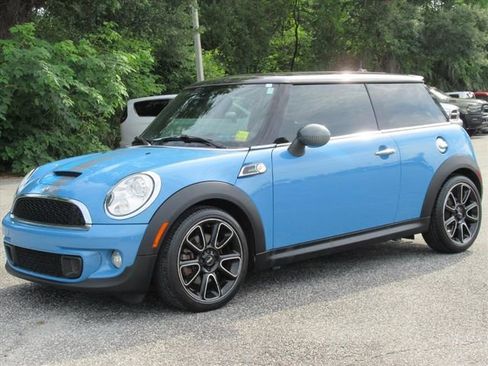 Used 2013 MINI Cooper S FWD image 3
