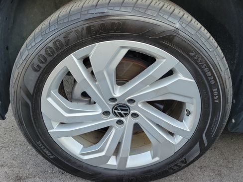 Used 2023 Volkswagen Atlas SE FWD image 6