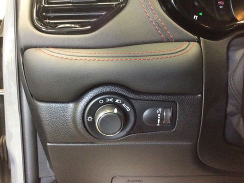 Used 2024 Dodge Durango R/T AWD/4WD image 23