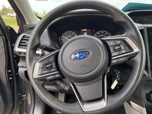 Used 2023 Subaru Forester AWD/4WD image 35