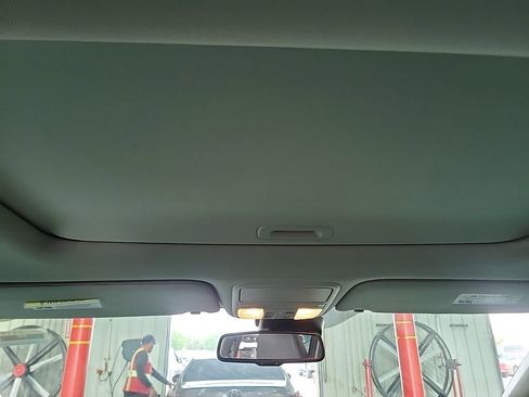 Used 2017 Honda Odyssey EX-L image 10